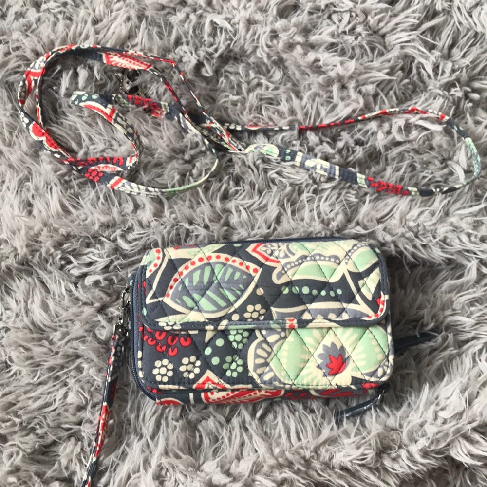 ❌SOLD❌Vera Bradley large wallet